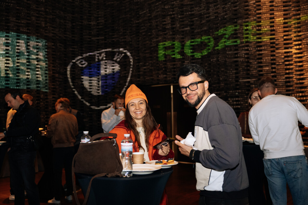 6D6A14426D6A1442.jpg