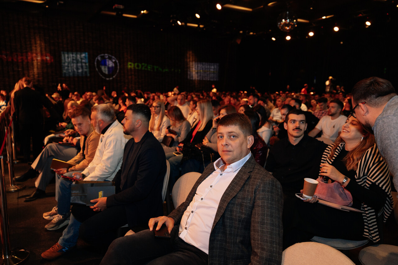 6D6A16866D6A1686.jpg