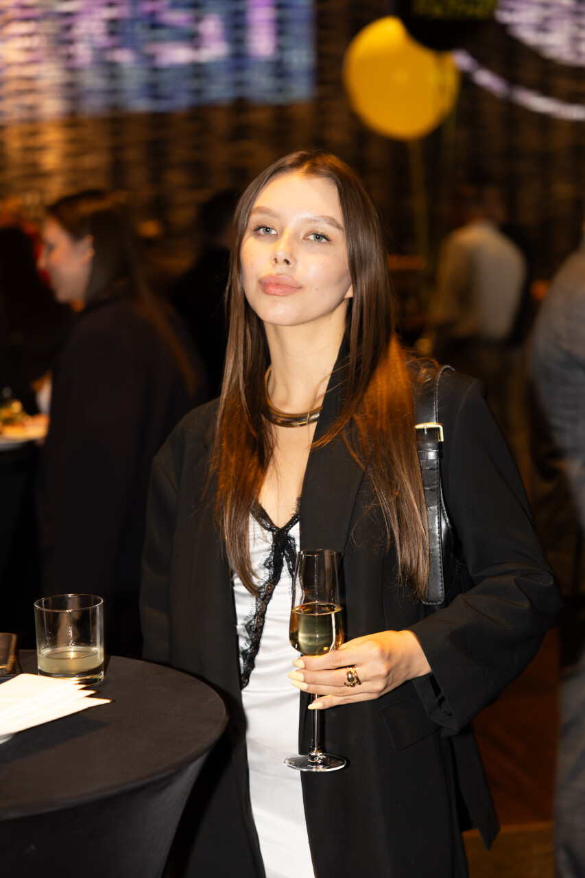 6D6A32456D6A3245.jpg