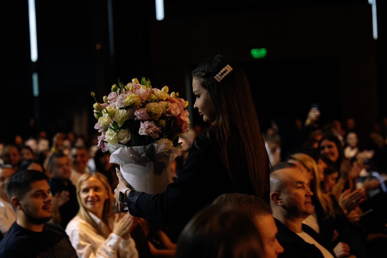 6D6A24456D6A2445.jpg