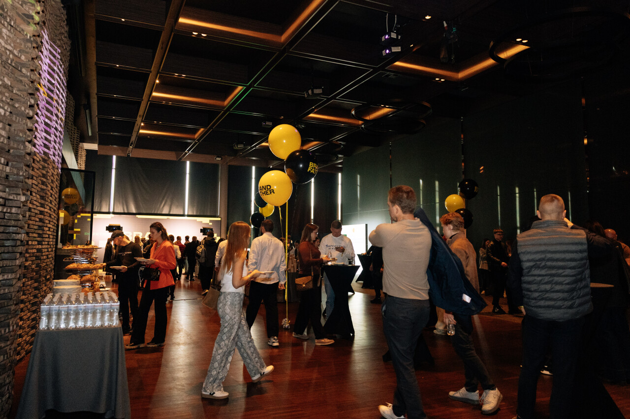 6D6A14526D6A1452.jpg