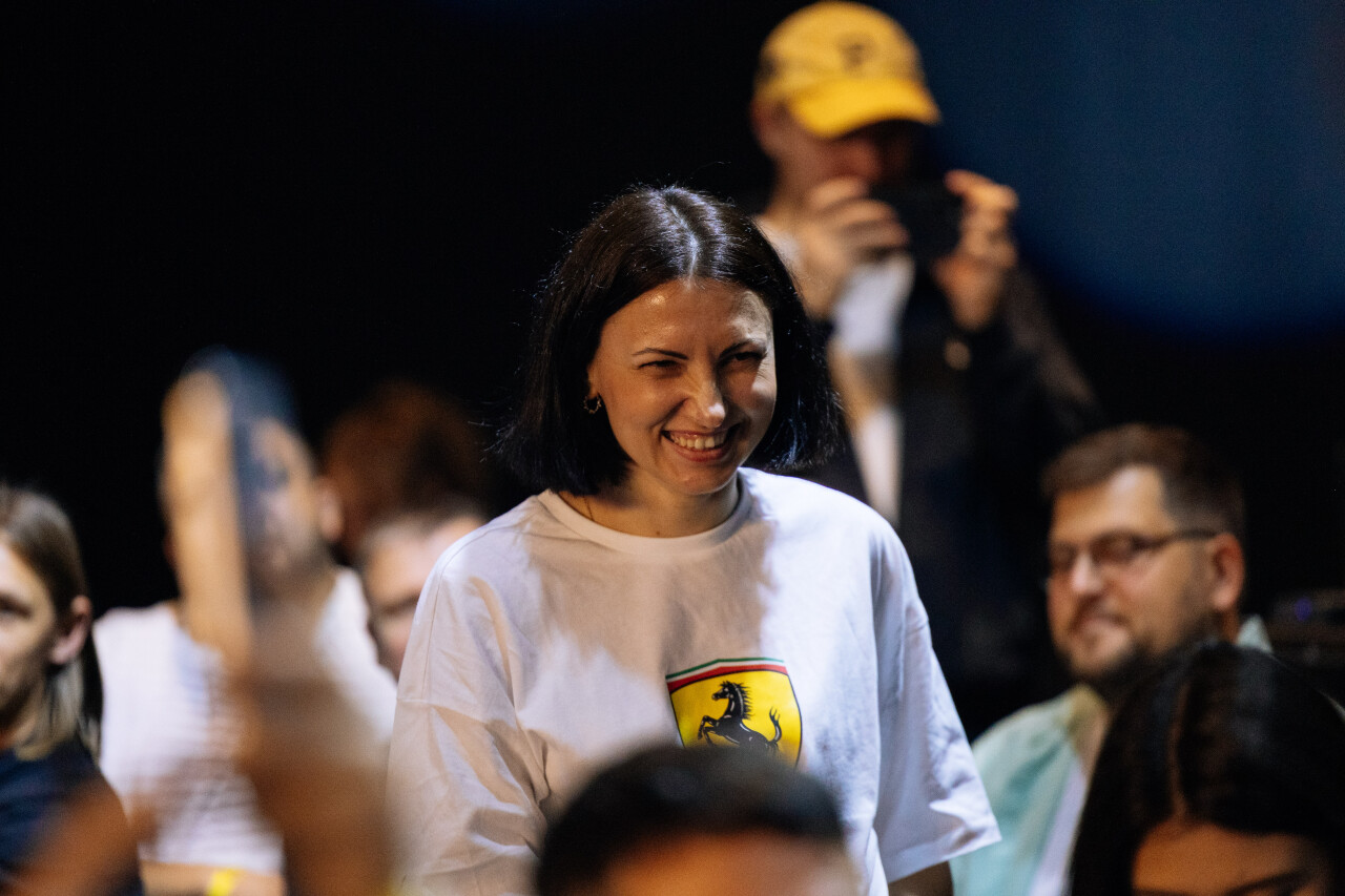 6D6A24166D6A2416.jpg