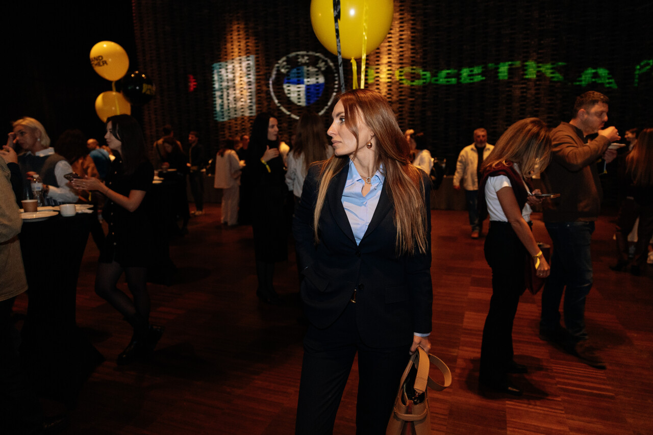6D6A16166D6A1616.jpg