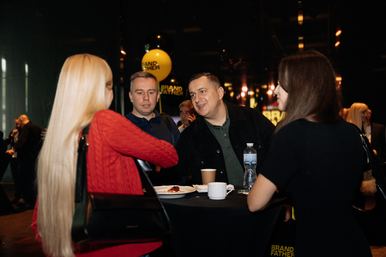 6D6A15886D6A1588.jpg