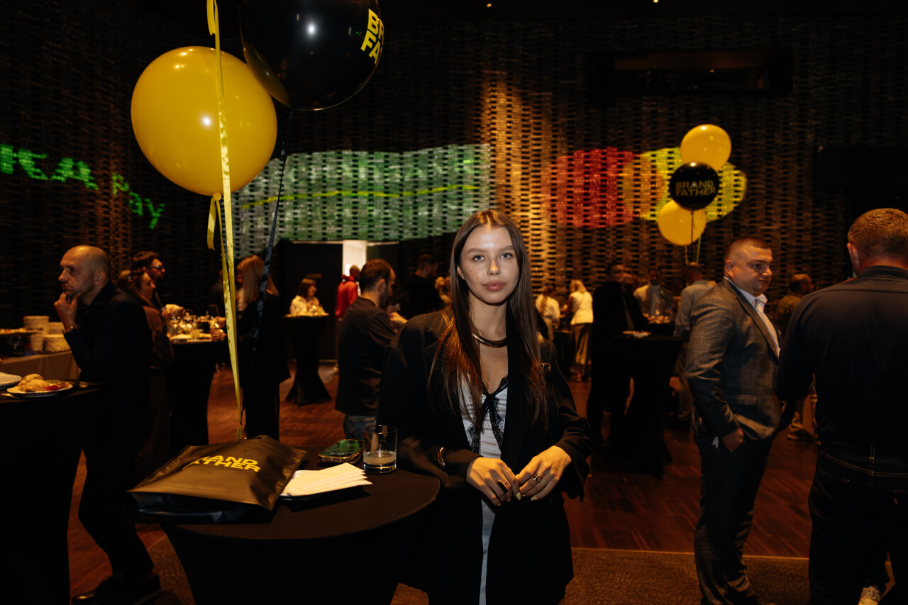 6D6A32306D6A3230.jpg