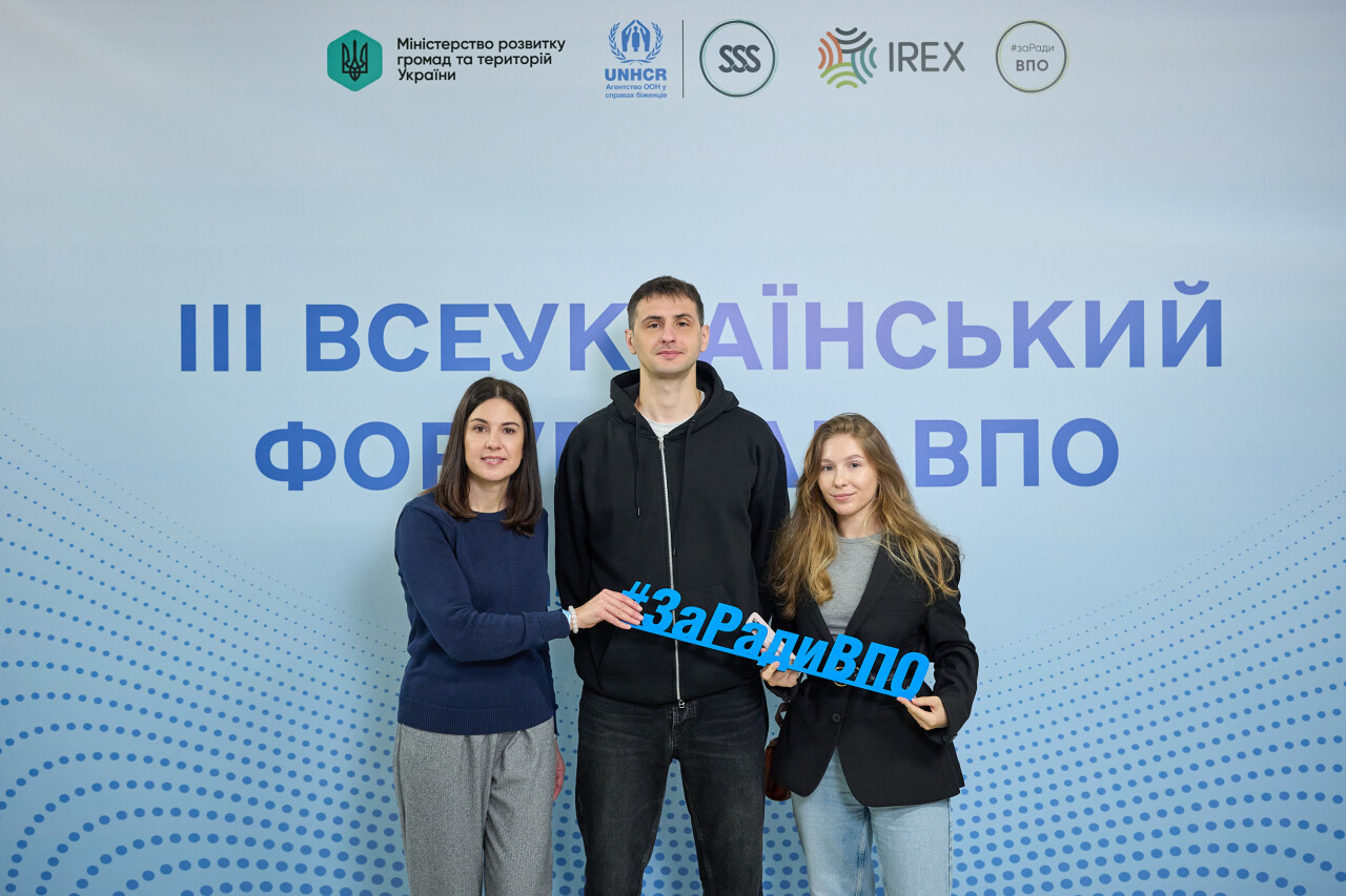 14112025_0213.jpg
