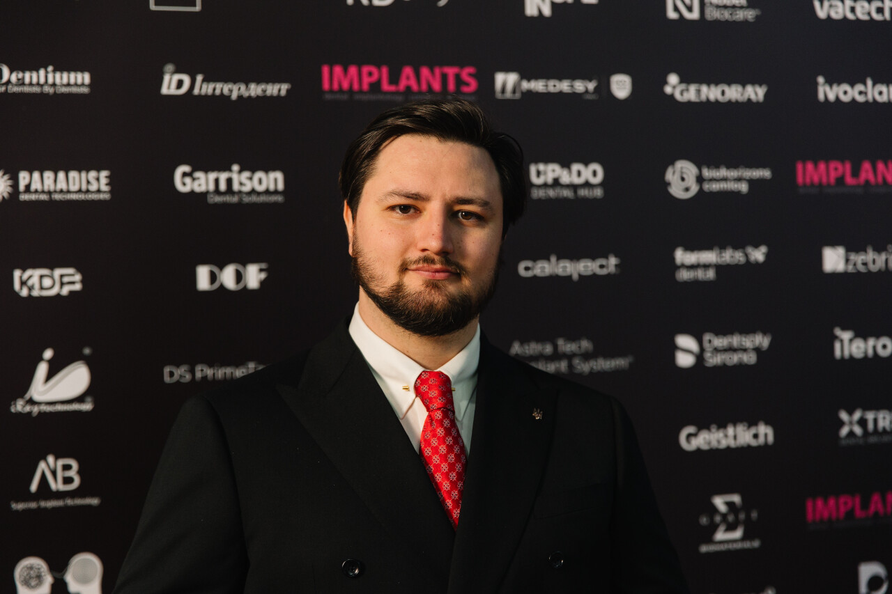 2025-12-U_Implants-2291.jpg