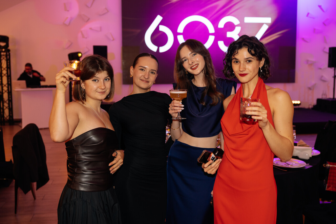 6D6A2410.jpg