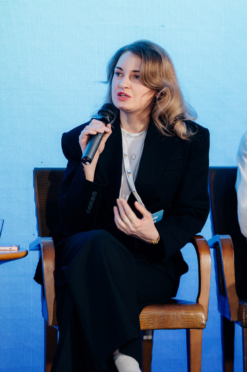 85Z_1739.jpg