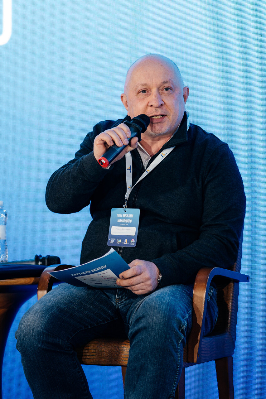 85Z_1068.jpg