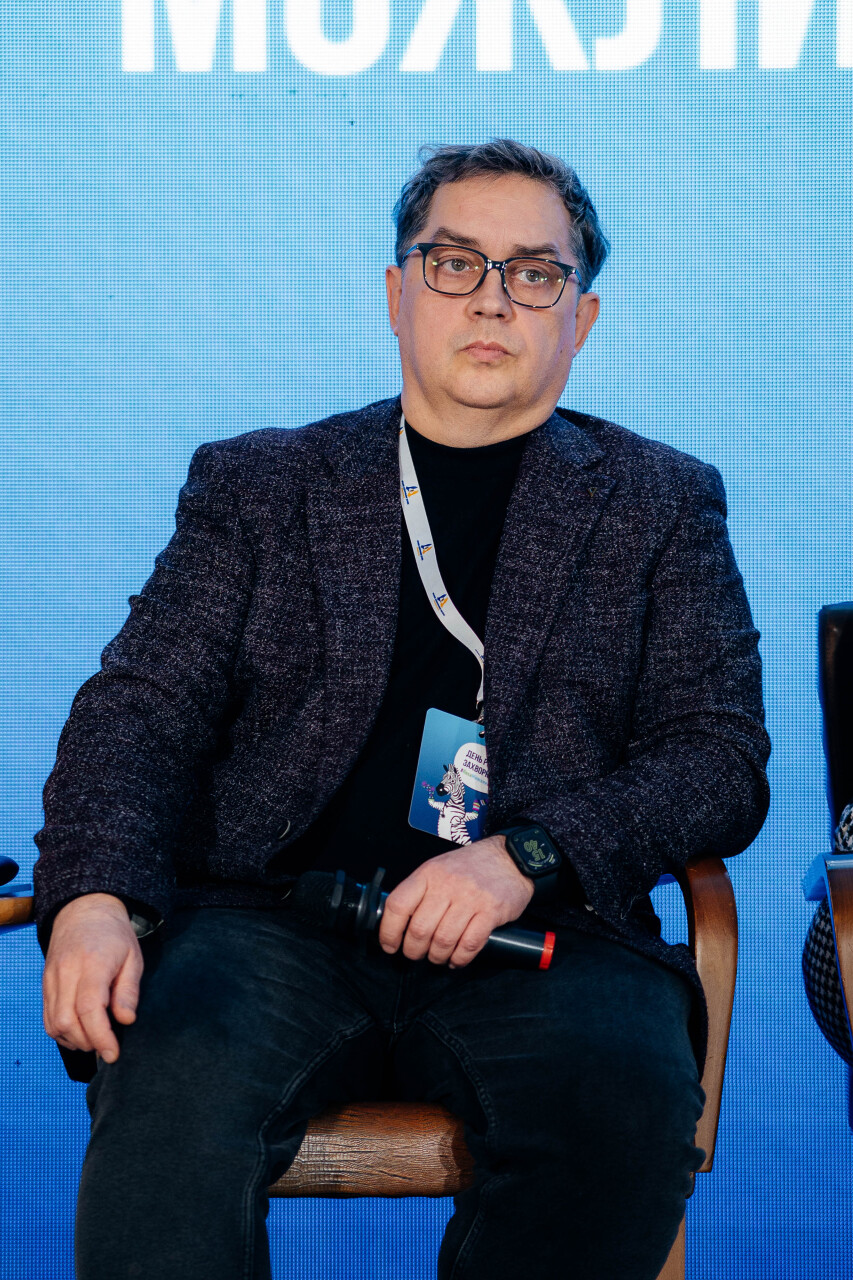 85Z_2001.jpg