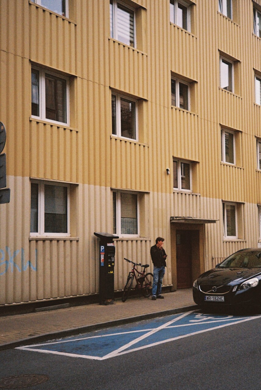 PHSQUATWAW113251-04.jpg
