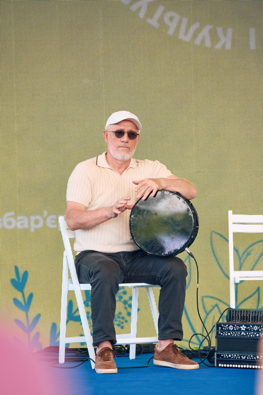 REJ_1200.jpg