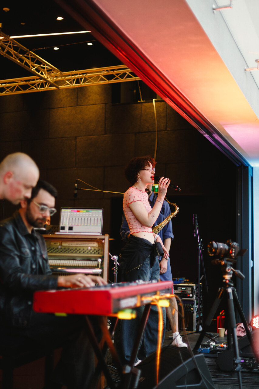 1D1A7575-fvs.jpg
