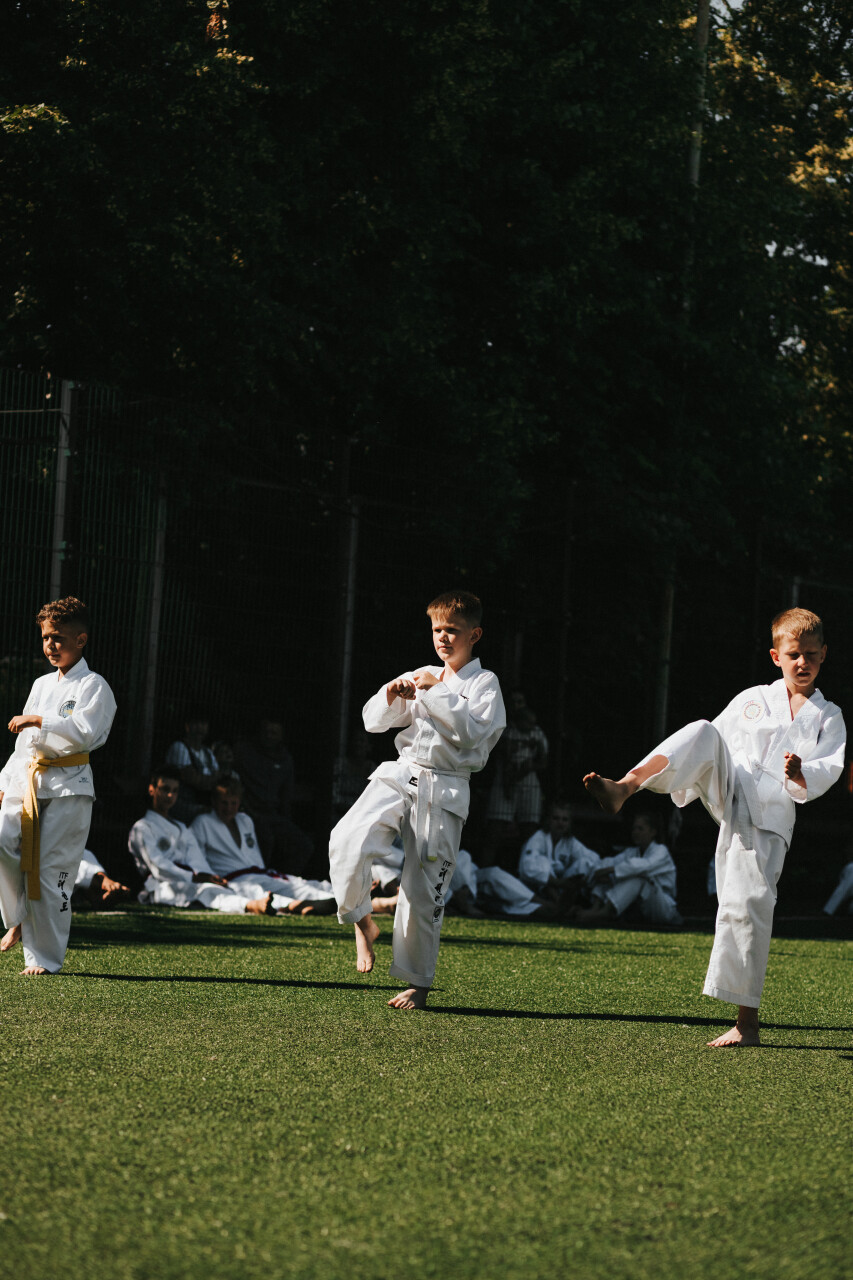 IMGL2325.jpg