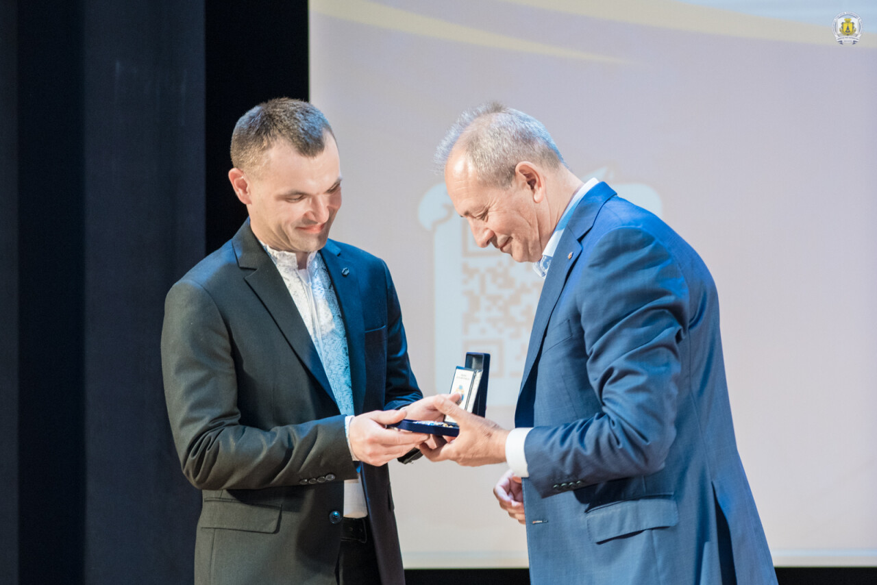 DSC_8976.jpg