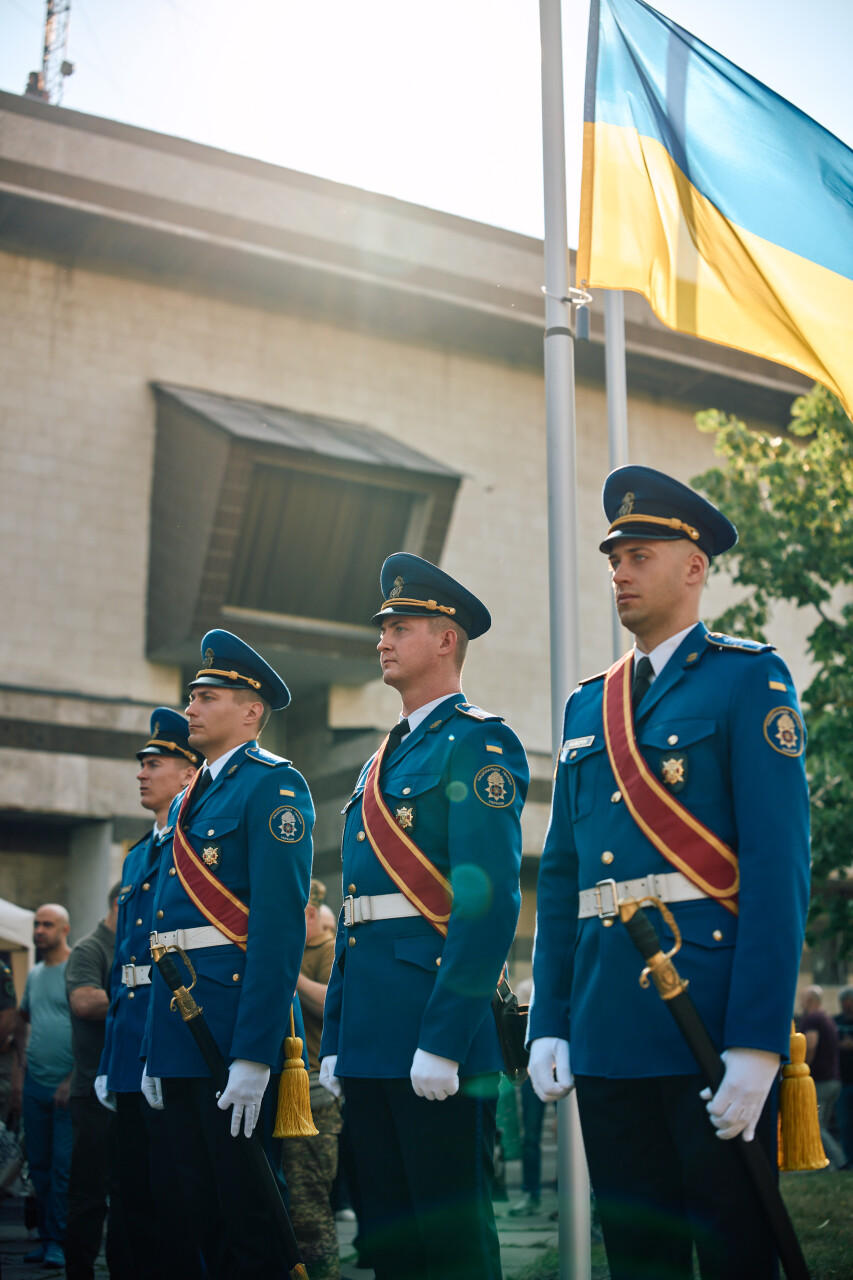 REJ024.jpg